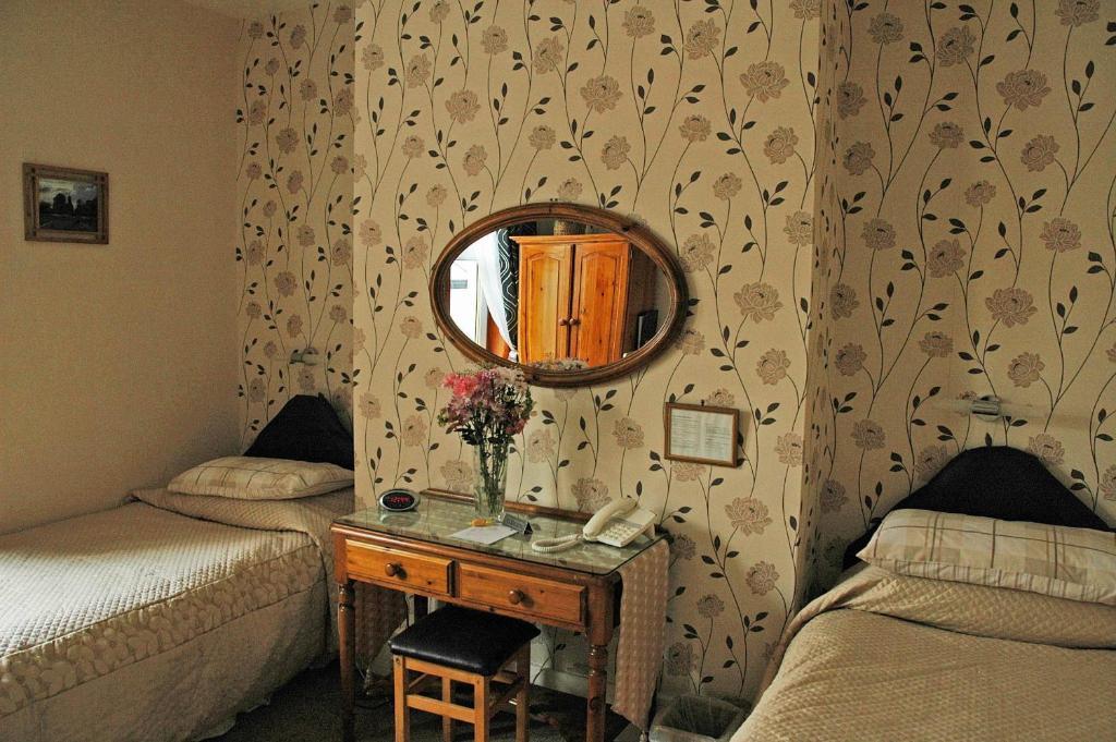Pitreavie Guest House Dunfermline Quarto foto