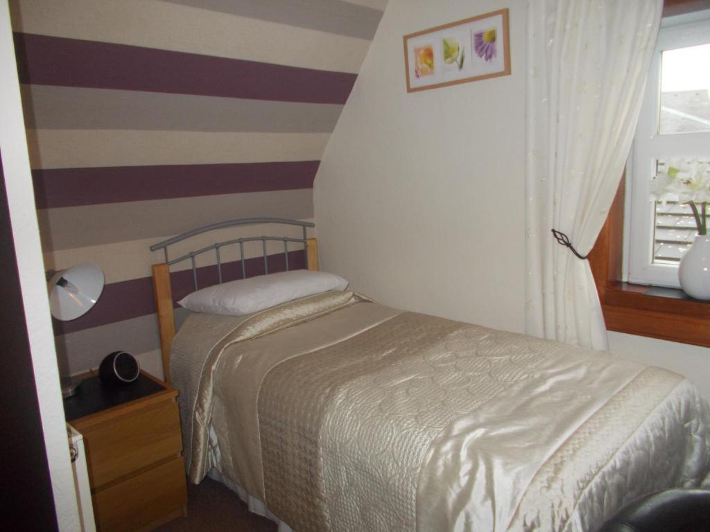 Pitreavie Guest House Dunfermline Quarto foto